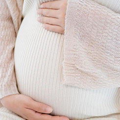 订阅、👩‍🏭🧭平台和设备收🧮入本季度增长🧮17%至136亿🇺🇬🧴